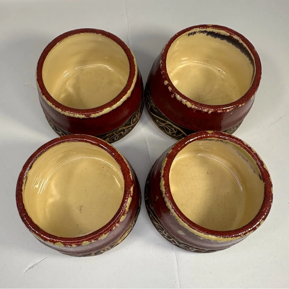 Pier 1 Celtic design tea/espresso/Yunomi cups